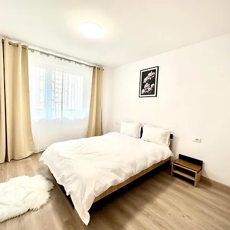Urban Plaza Astra - Rise Private Apartments & Suites-3