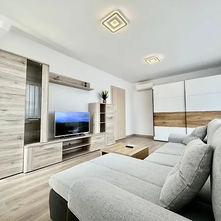 Urban Plaza Astra - Rise Private Apartments & Suites-3