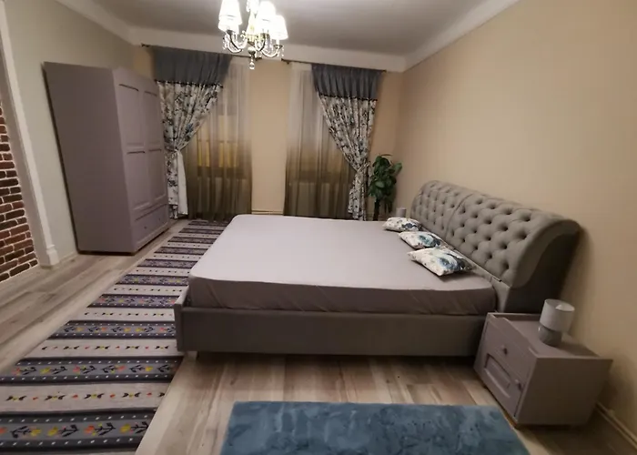 Hhh Sforii Residence